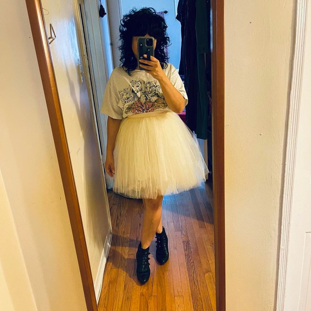 Ivory Tutu Skirt - XSmall - Picture 2 of 4